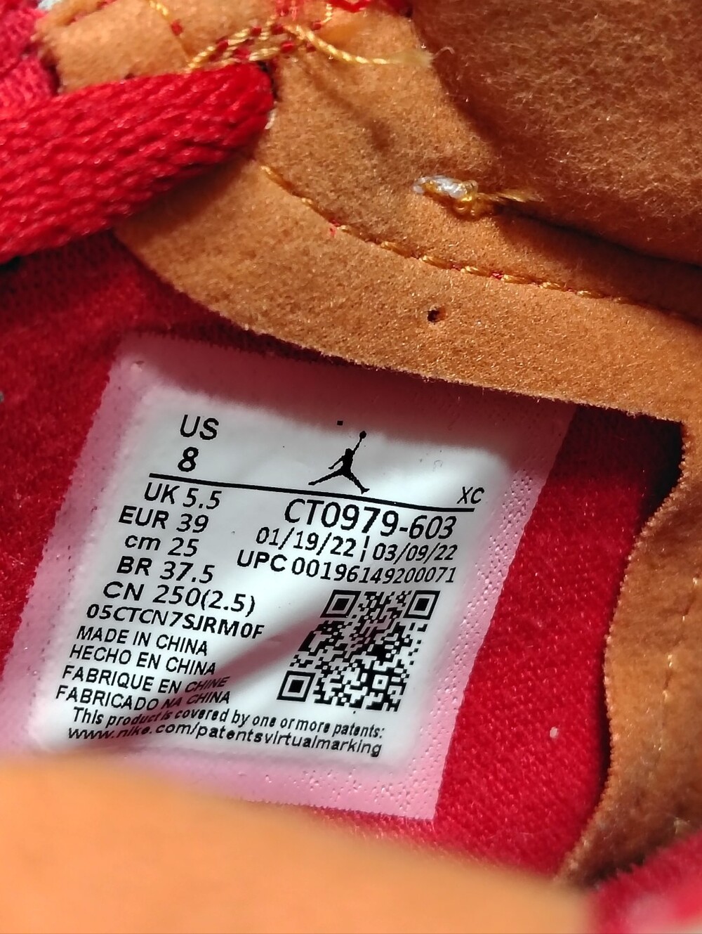 Air Jordan 1 Mid High Zoom Air, Women # 8 US, CMFT Fire Red Hot Curry - Picture 6 of 10